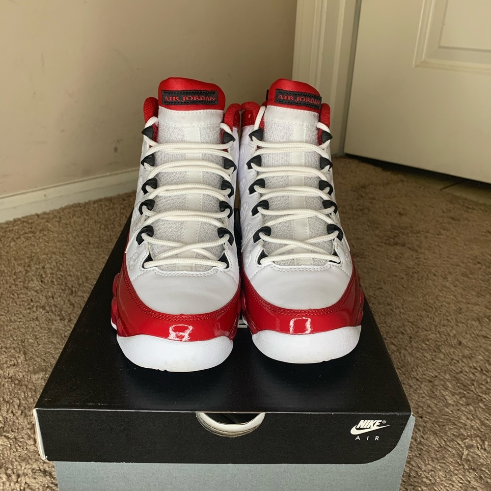 Gym red Jordan 9